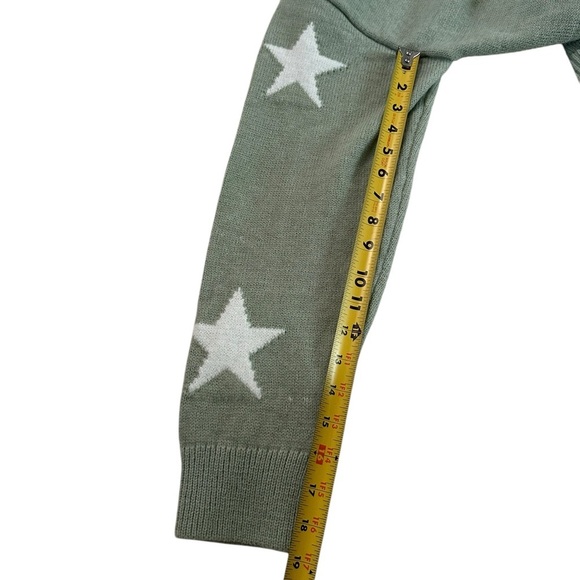 Emma's Expressions Light Green Stars Sweater Size L NWT - Picture 12 of 17